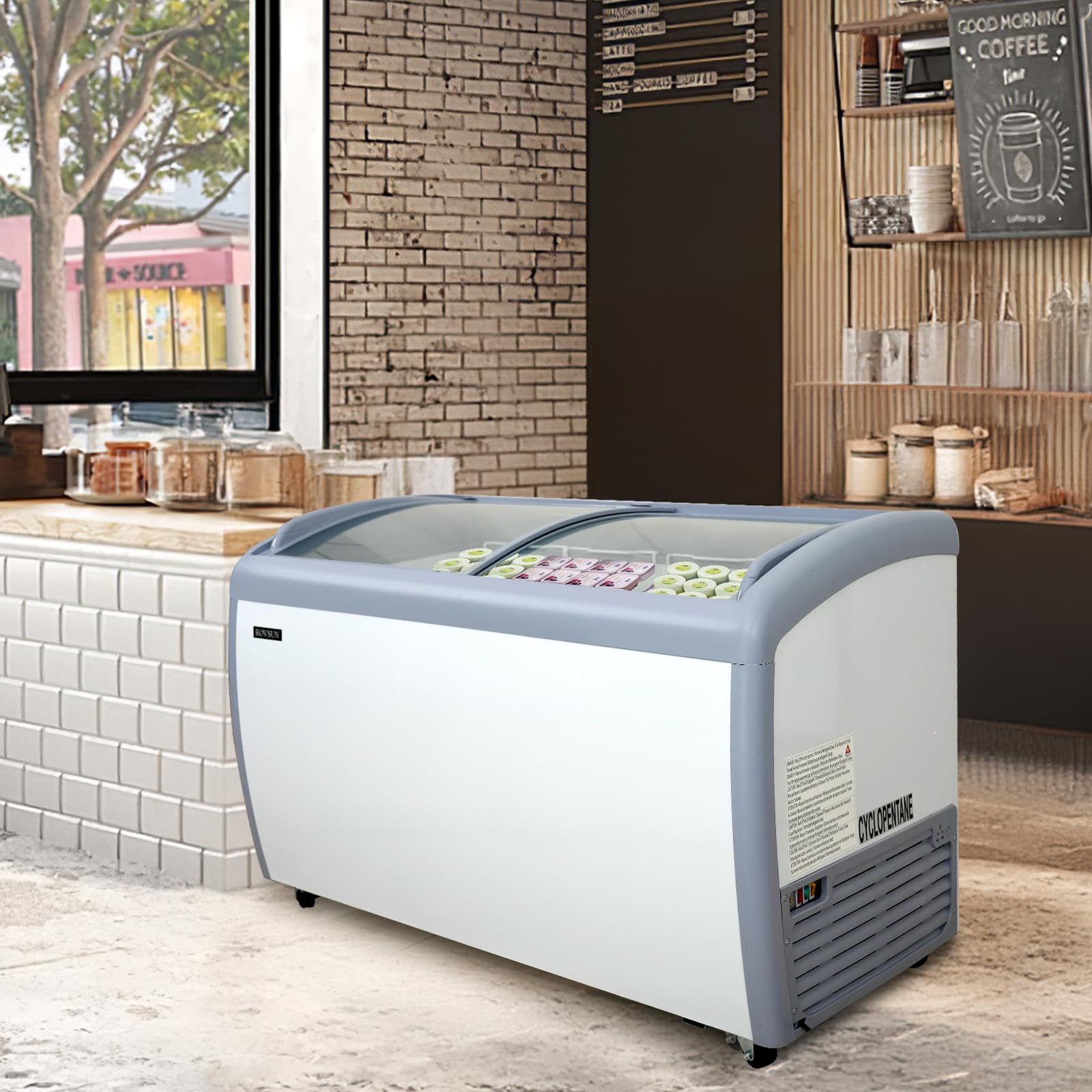 How to Pick Ice Cream Freezers: Temp Range, Display Surface & Energy Efficiency