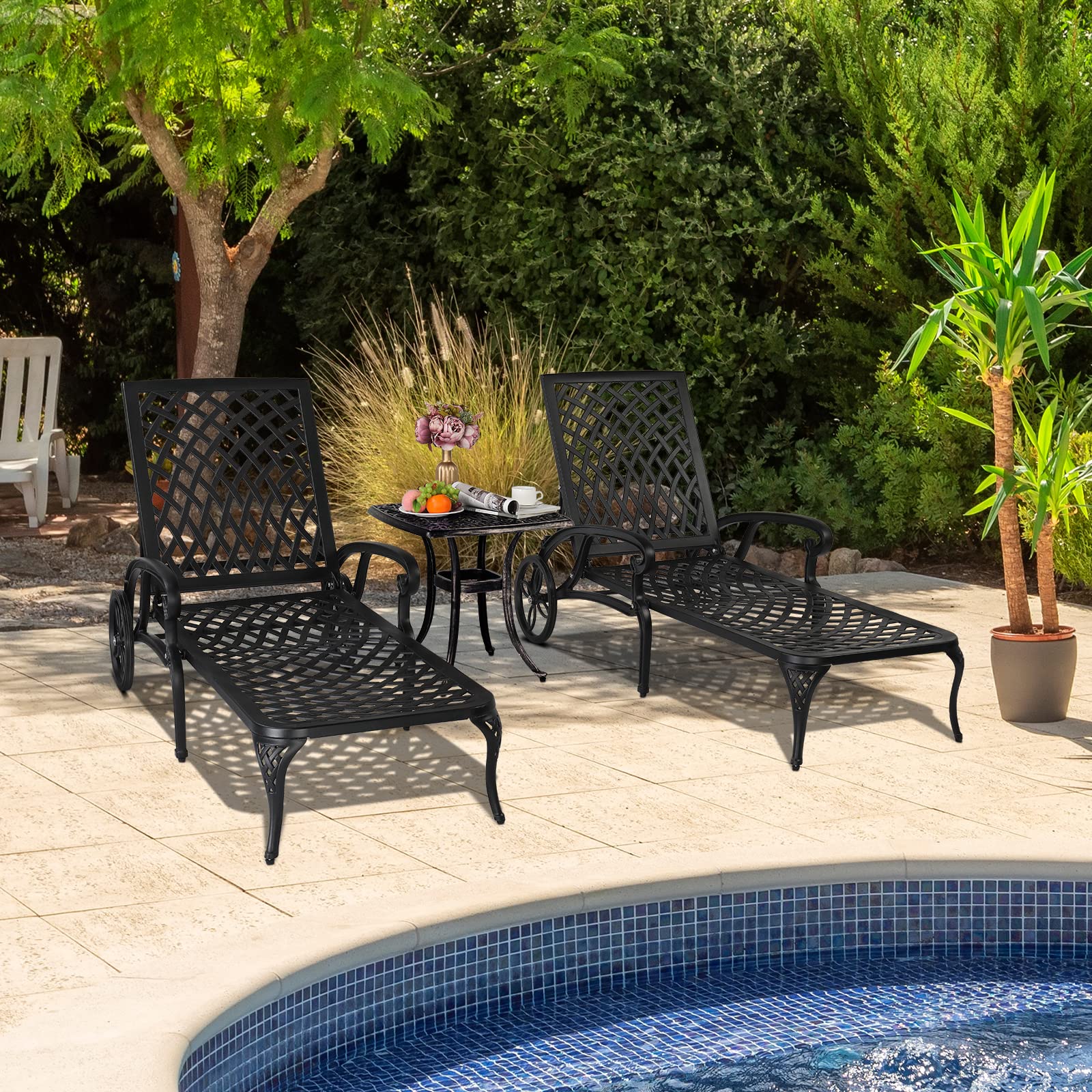 cast aluminum outdoor lounge chairs